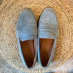 Universal Thread Loafers